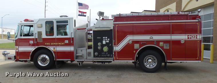 image for item DX9274 1996 Pierce fire truck