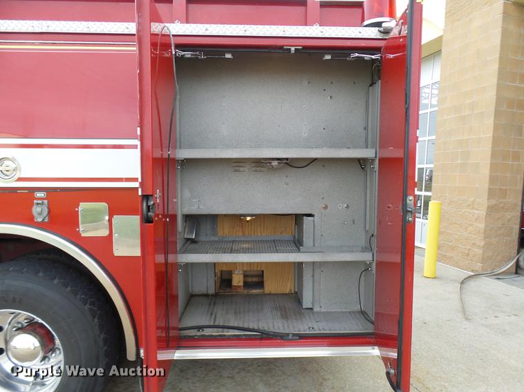 image for item DX9274 1996 Pierce fire truck