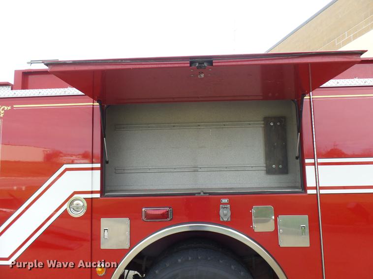 image for item DX9274 1996 Pierce fire truck