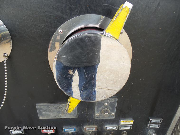 image for item DX9274 1996 Pierce fire truck