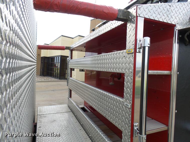 image for item DX9274 1996 Pierce fire truck