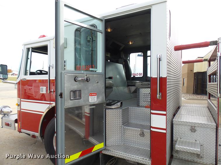 image for item DX9274 1996 Pierce fire truck