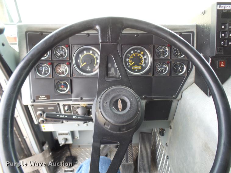 image for item DX9274 1996 Pierce fire truck