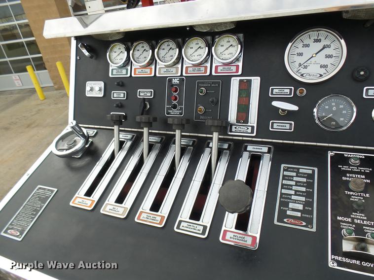 image for item DX9274 1996 Pierce fire truck