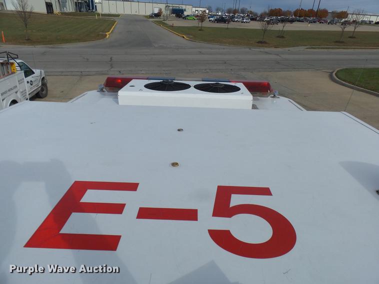 image for item DX9274 1996 Pierce fire truck