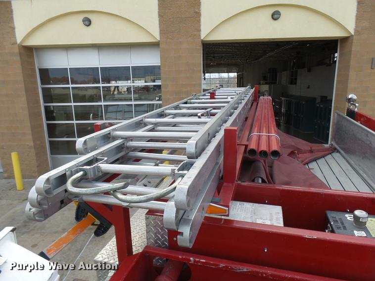 image for item DX9274 1996 Pierce fire truck