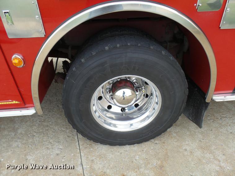 image for item DX9274 1996 Pierce fire truck