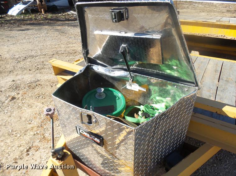 image for item DX9319 2008 Sure Trac ST79184TE-B-140 tilt deck trailer