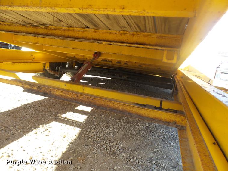 image for item DX9319 2008 Sure Trac ST79184TE-B-140 tilt deck trailer