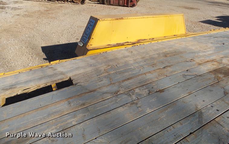 image for item DX9319 2008 Sure Trac ST79184TE-B-140 tilt deck trailer