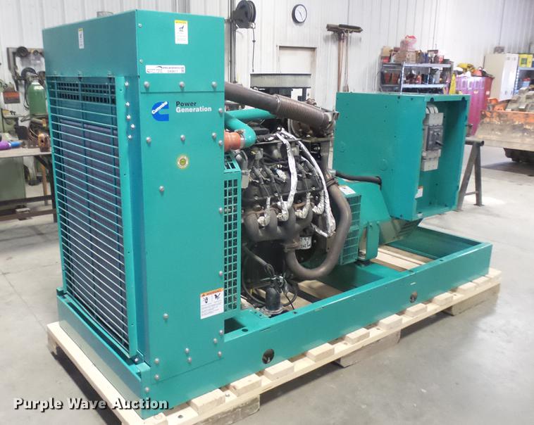 image for item DX9917 Cummins/Onan 150 GGLB generator