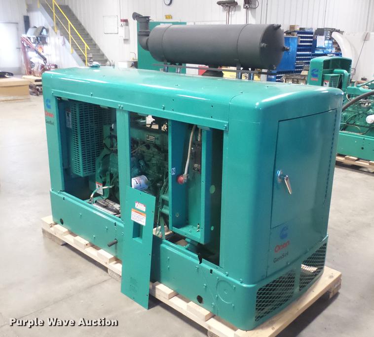 image for item DX9918 Cummins/Onan 35EK generator with transfer switch