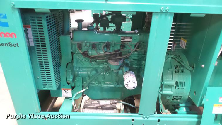 image for item DX9918 Cummins/Onan 35EK generator with transfer switch