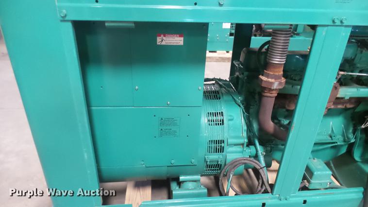 image for item DX9918 Cummins/Onan 35EK generator with transfer switch