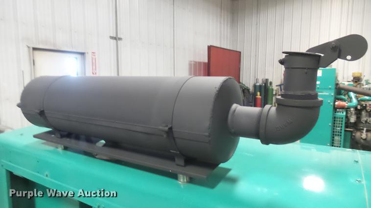 image for item DX9918 Cummins/Onan 35EK generator with transfer switch