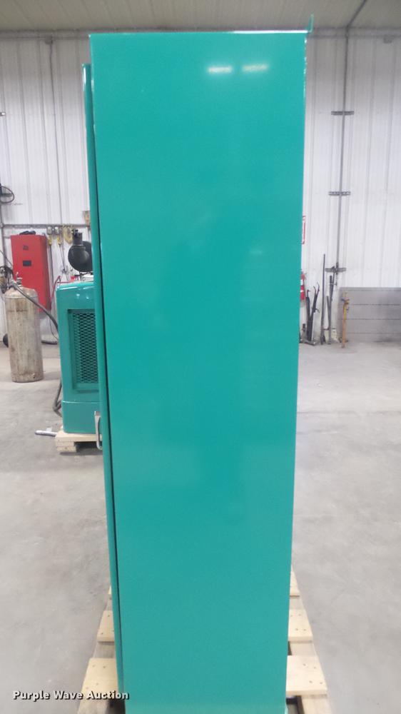 image for item DX9918 Cummins/Onan 35EK generator with transfer switch