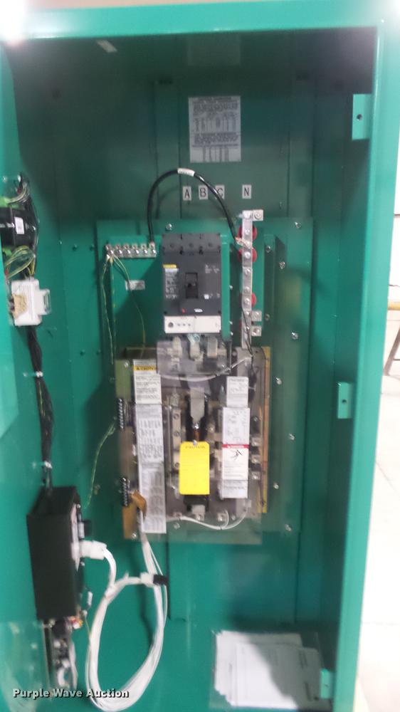 image for item DX9918 Cummins/Onan 35EK generator with transfer switch