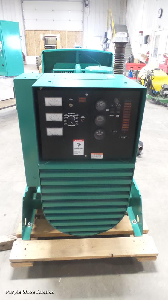 image for item DX9919 Cummins/Onan 30 EK generator with transfer switch