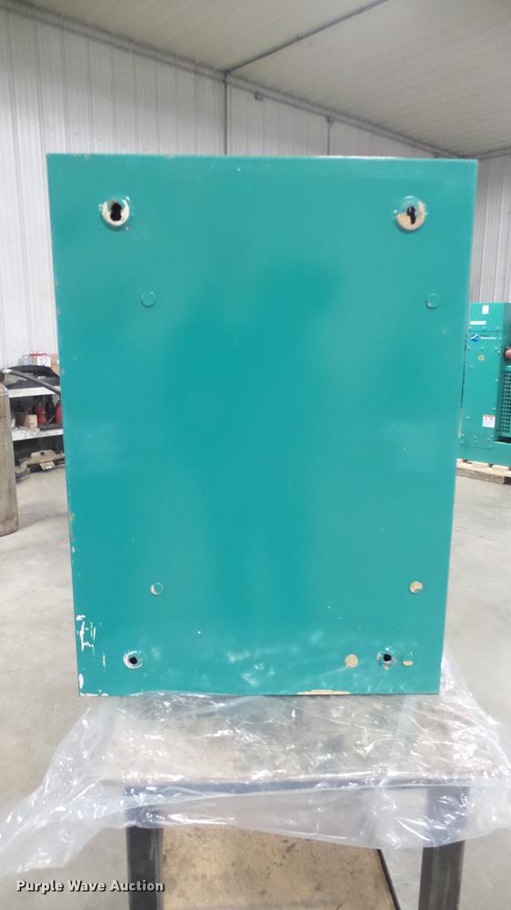 image for item DX9919 Cummins/Onan 30 EK generator with transfer switch