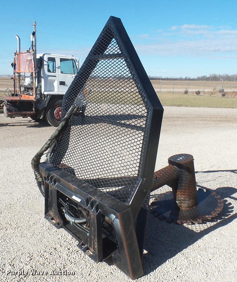 image for item DX9924 Ground Force tree saw