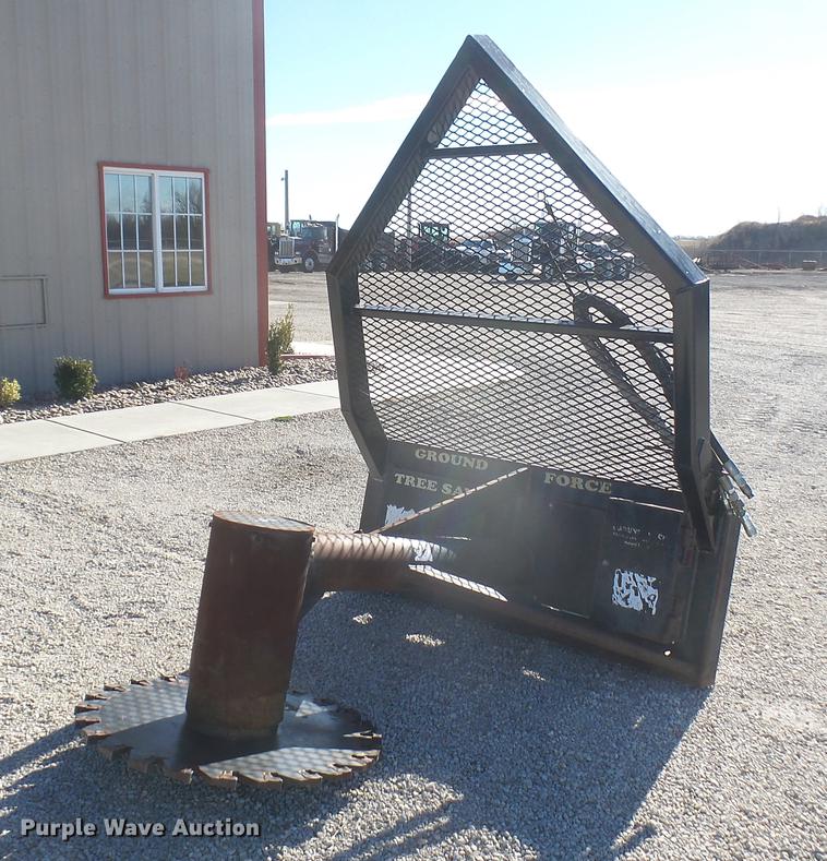 image for item DX9924 Ground Force tree saw