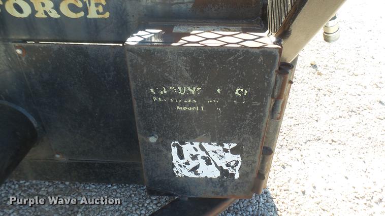 image for item DX9924 Ground Force tree saw