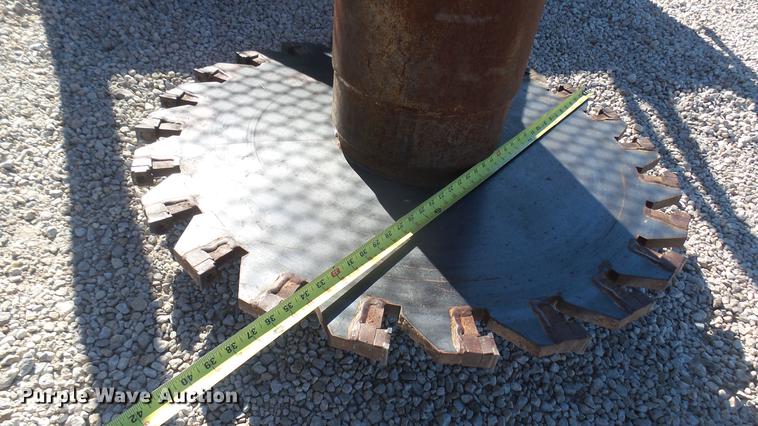 image for item DX9924 Ground Force tree saw