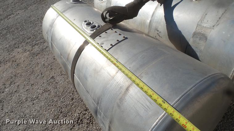 image for item DX9926 (2) Peterbilt aluminum fuel tanks