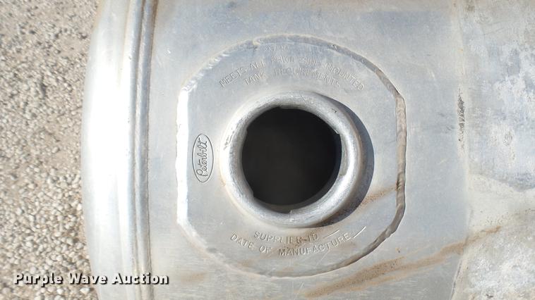 image for item DX9926 (2) Peterbilt aluminum fuel tanks