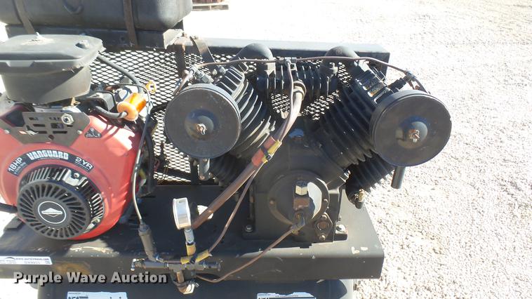 image for item DX9933 Air compressor