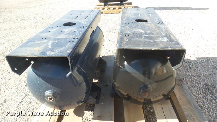 image for item DX9934 (2) steel air tanks