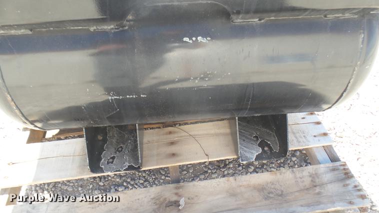 image for item DX9934 (2) steel air tanks