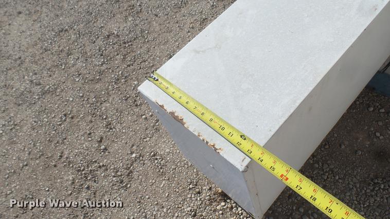 image for item DX9935 Tractor Supply toolbox