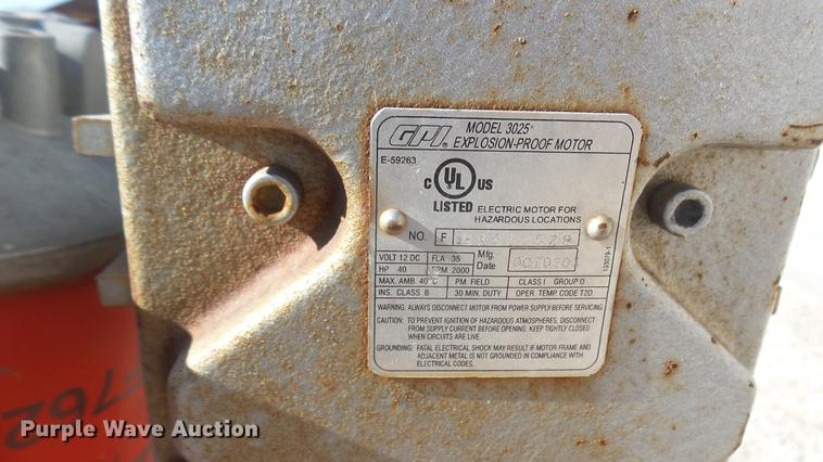 image for item DX9936 Steel fuel tank