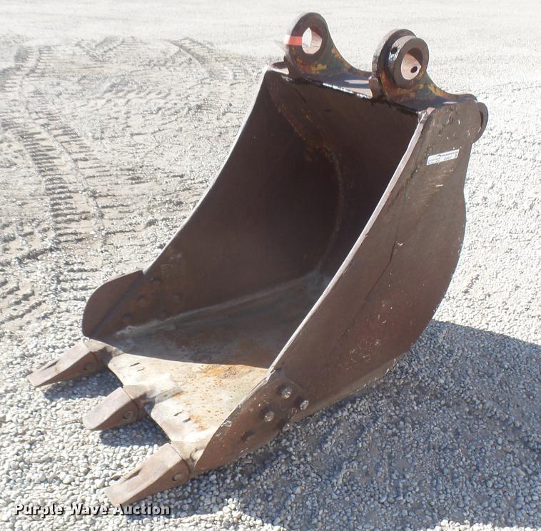 image for item DX9937 Excavator bucket