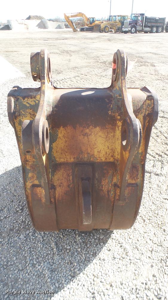 image for item DX9937 Excavator bucket