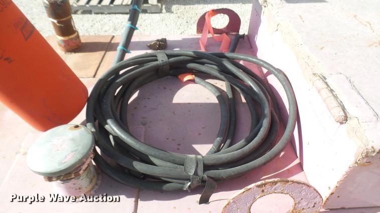 image for item DX9939 Steel fuel tank