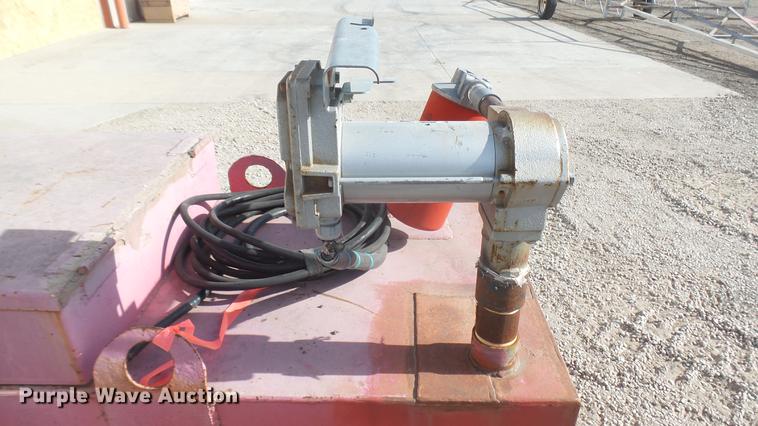 image for item DX9939 Steel fuel tank