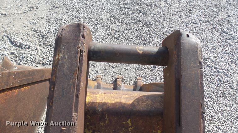 image for item DX9941 (4) excavator buckets