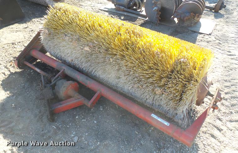 image for item DX9951 Broom