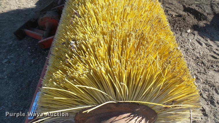 image for item DX9951 Broom