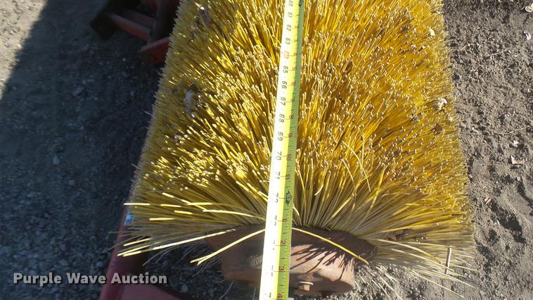 image for item DX9951 Broom