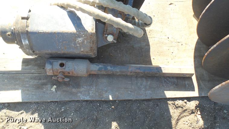 image for item DX9952 Mcmillen skid steer auger