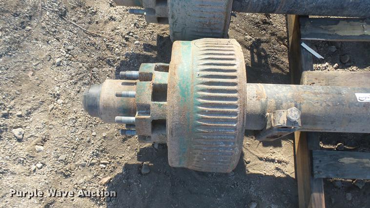 image for item DX9954 (2) axles