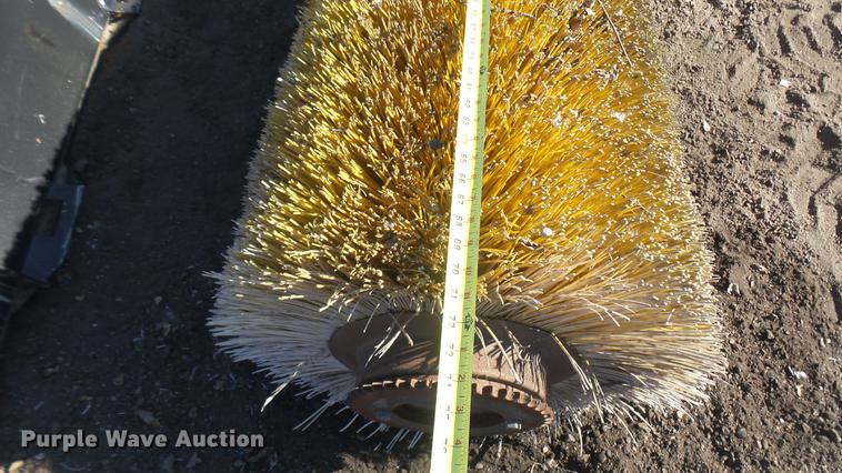 image for item DX9966 Broom