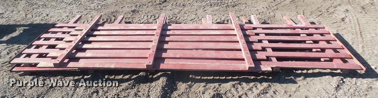 image for item DX9968 Wood stake sides