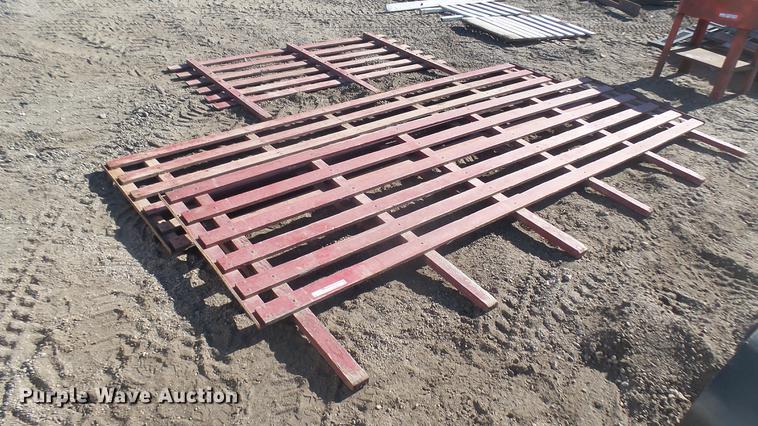 image for item DX9968 Wood stake sides