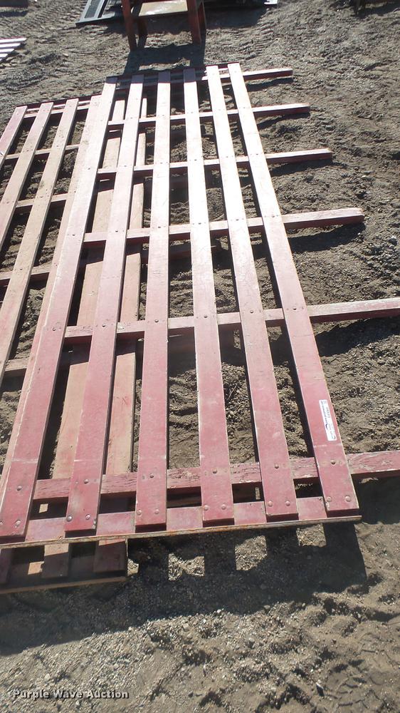 image for item DX9968 Wood stake sides