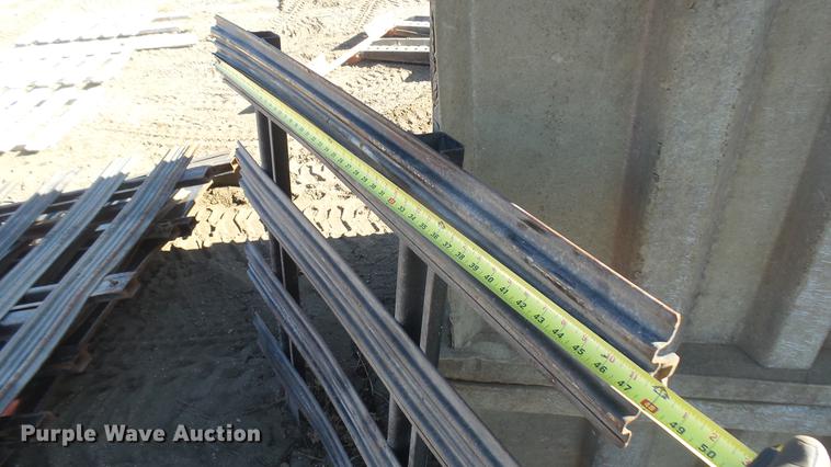 image for item DX9971 Metal stake sides