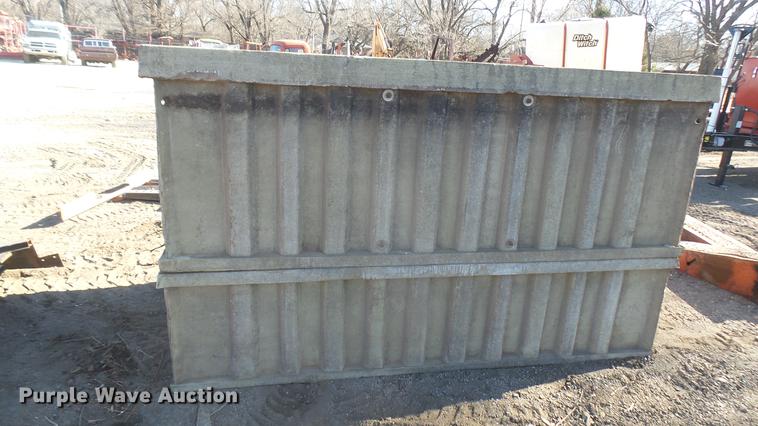 image for item DX9972 Underground fiberglass vault